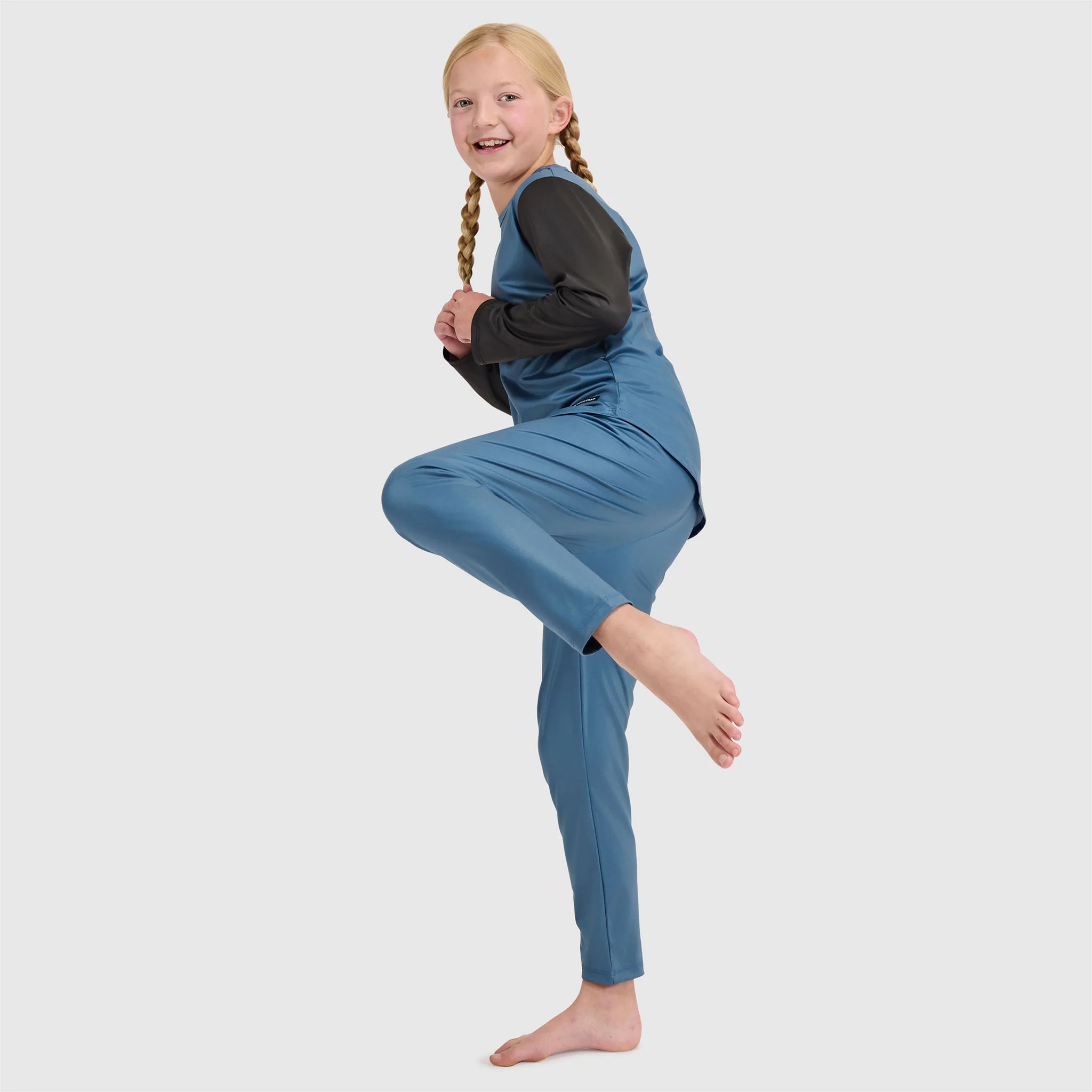 Big Kids' Evolver Base Layer Crewneck - Image 10