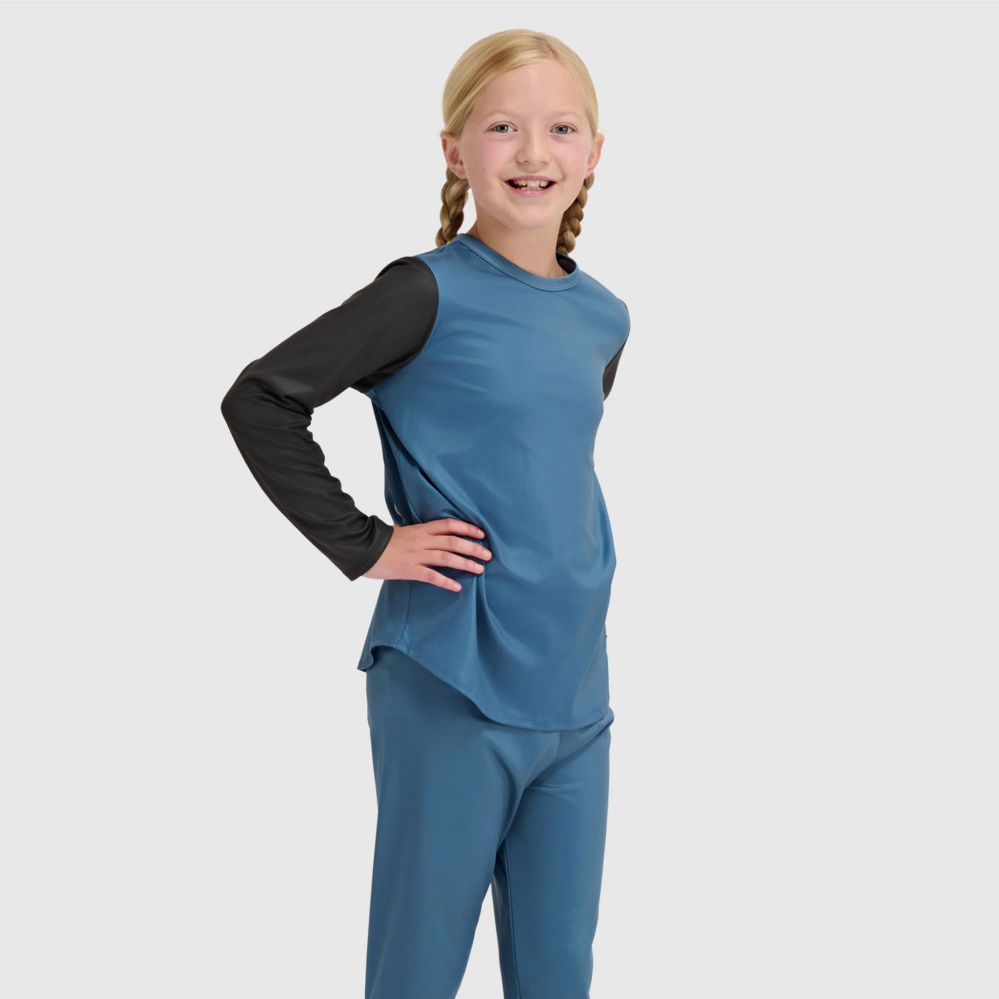 Big Kids' Evolver Base Layer Crewneck - Image 11