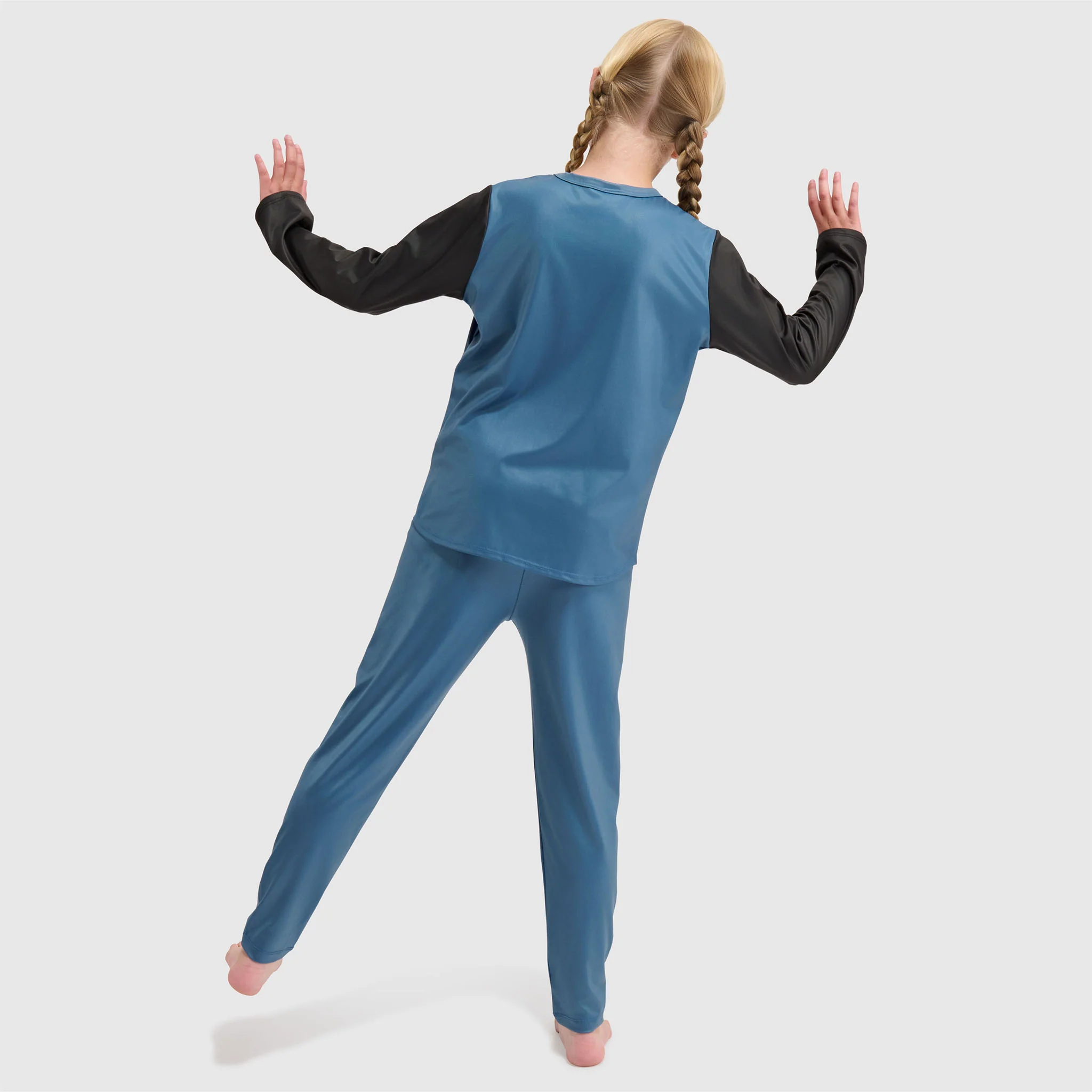 Big Kids' Evolver Base Layer Crewneck - Image 13